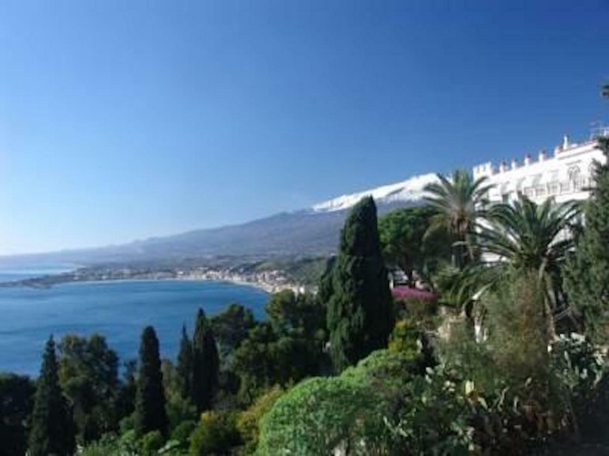 Central Panoramic Taormina Bagian luar foto